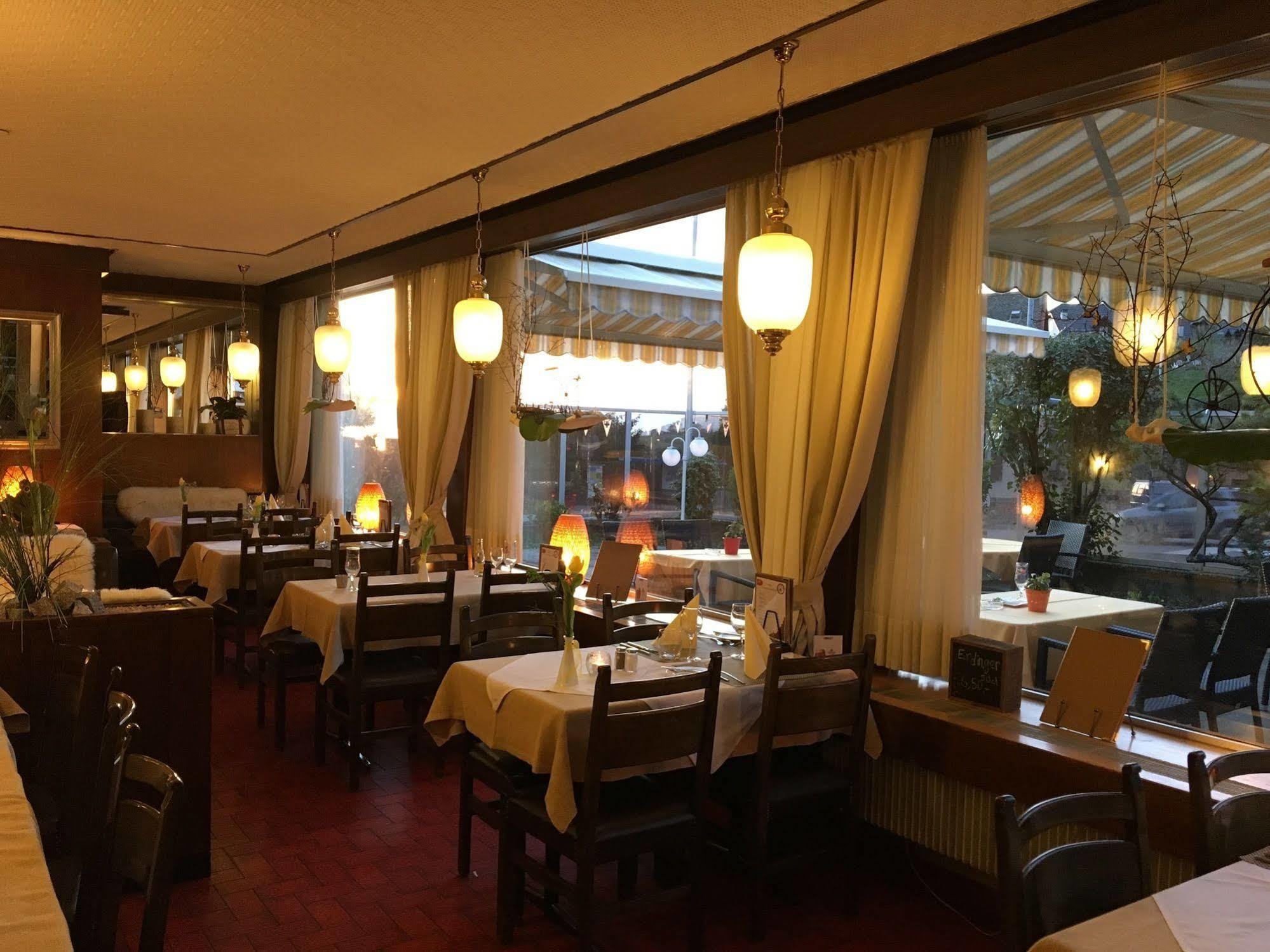 De Chailly Hotel 3*