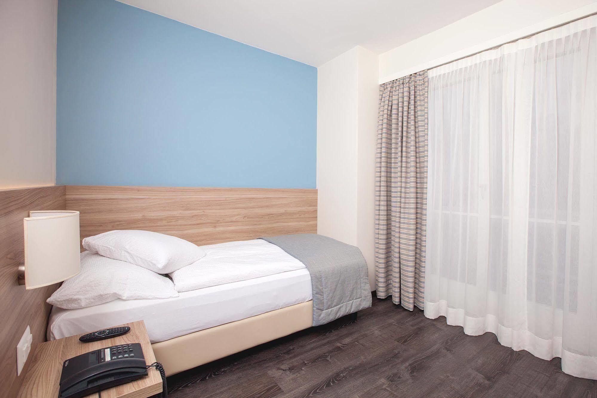 Hotel De Chailly 3*