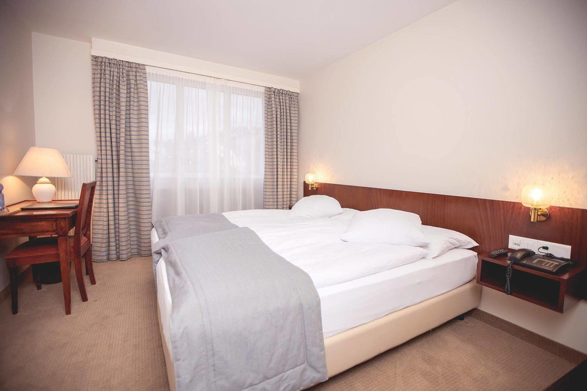 Hotel De Chailly 3*